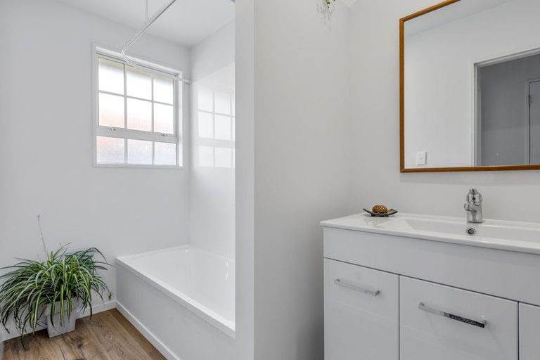 Photo of property in 9e Crohane Place, Addington, Christchurch, 8024