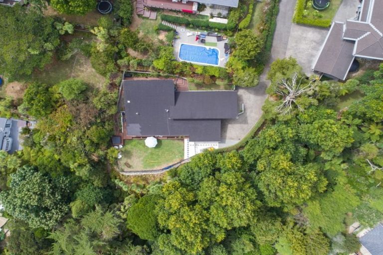 Photo of property in 15 Oakford Park Crescent, Greenhithe, Auckland, 0632