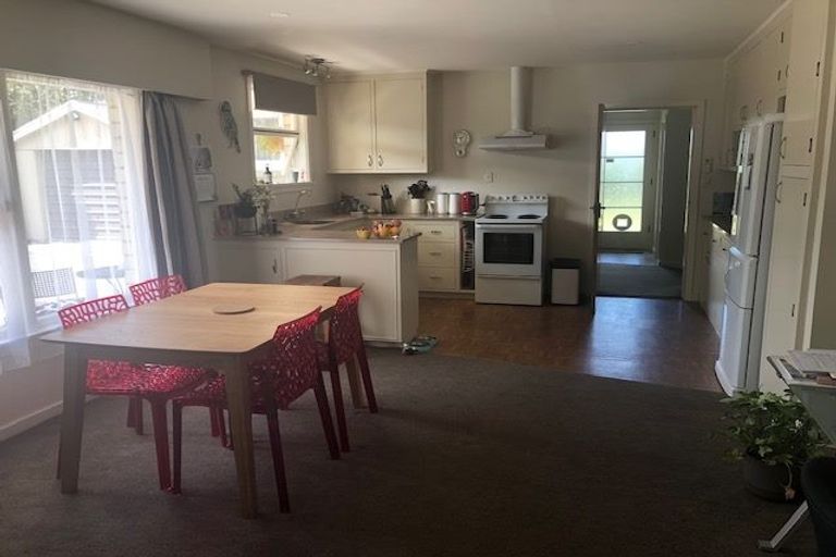 Photo of property in 10 Tulloch Place, Papanui, Christchurch, 8052