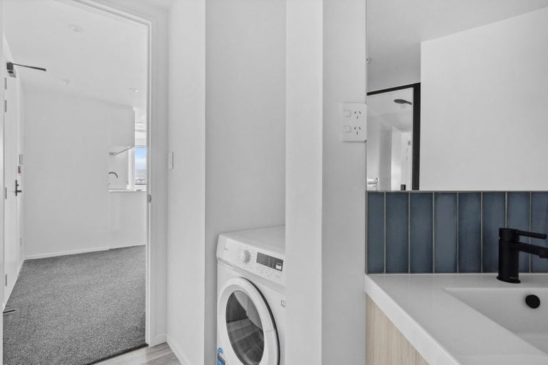 Photo of property in 303/2a Ropa Lane, Miramar, Wellington, 6022