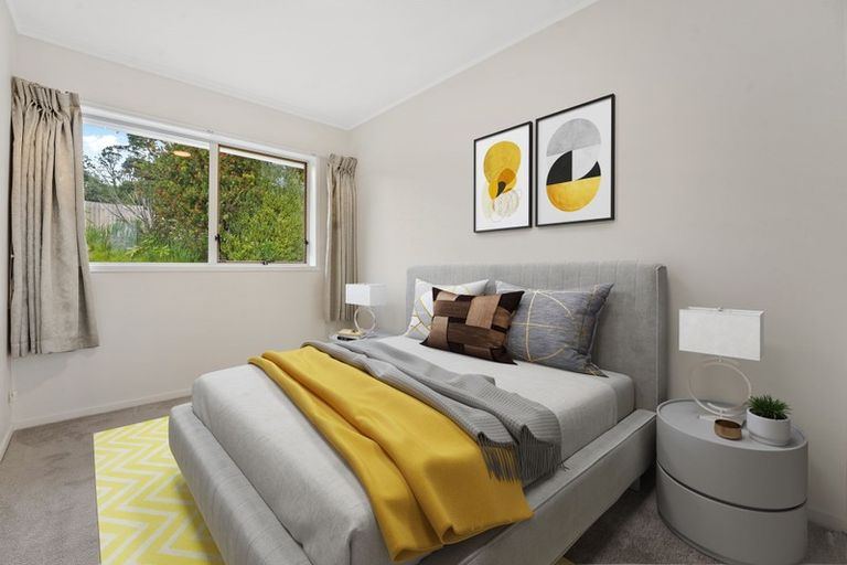 Photo of property in 1/12 Hollyhock Place, Browns Bay, Auckland, 0630