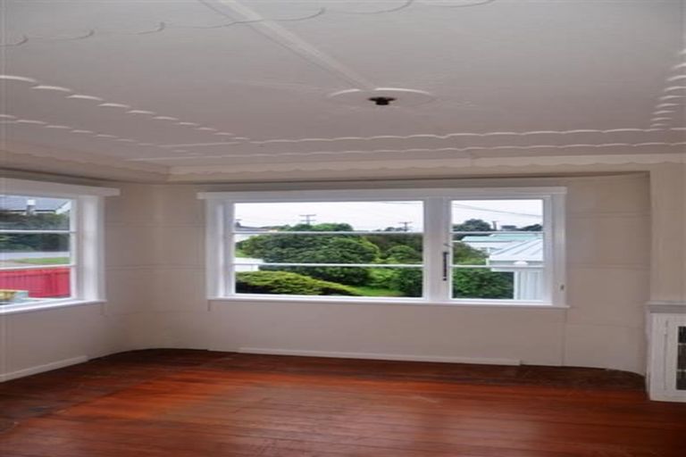 Photo of property in 29 Tarawera Road, Johnsonville, Wellington, 6037