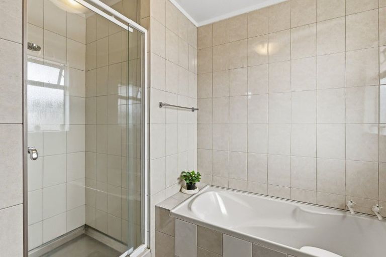 Photo of property in 49 Walton Road, Paraparaumu Beach, Paraparaumu, 5032