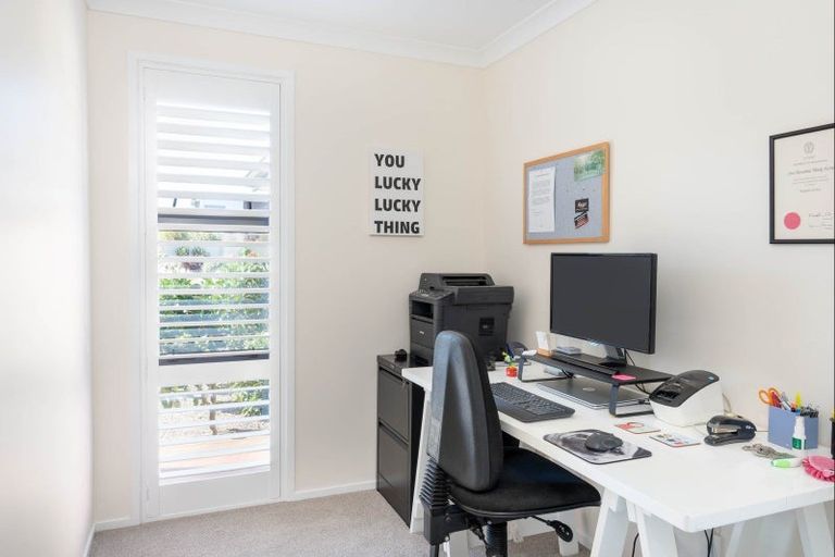 Photo of property in 5 Facilita Avenue, Wharewaka, Taupo, 3330