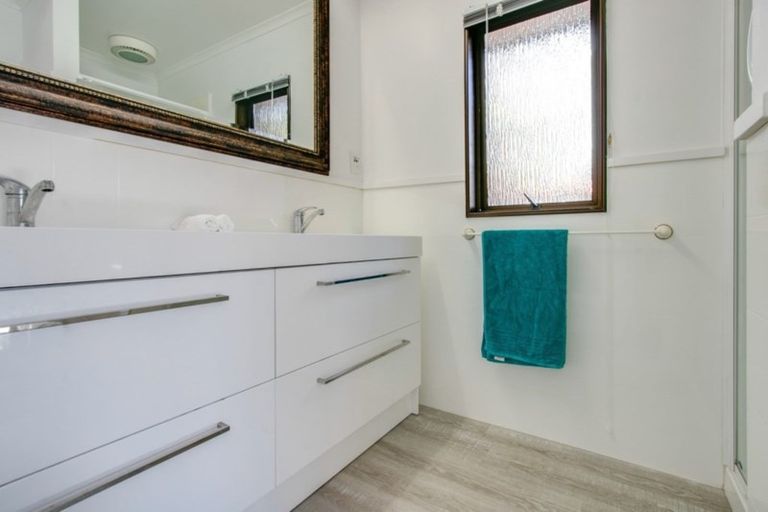 Photo of property in 68 O'dowd Road, Taradale, Napier, 4112