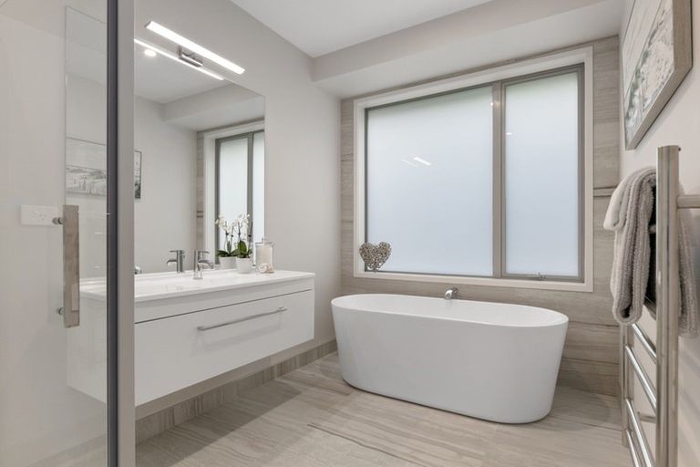 Photo of property in 71 Rexford Heights, Pyes Pa, Tauranga, 3112