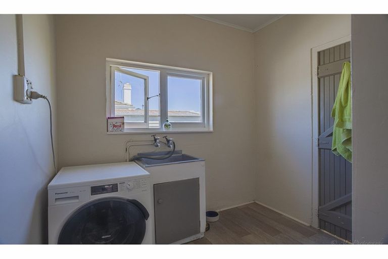 Photo of property in 15 Saint George Street, Watlington, Timaru, 7910