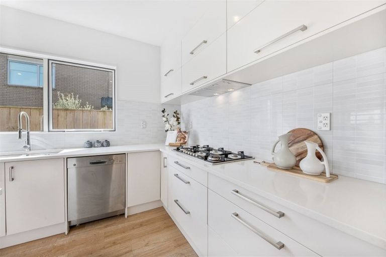 Photo of property in 3 Fong Road, Flat Bush, Auckland, 2019