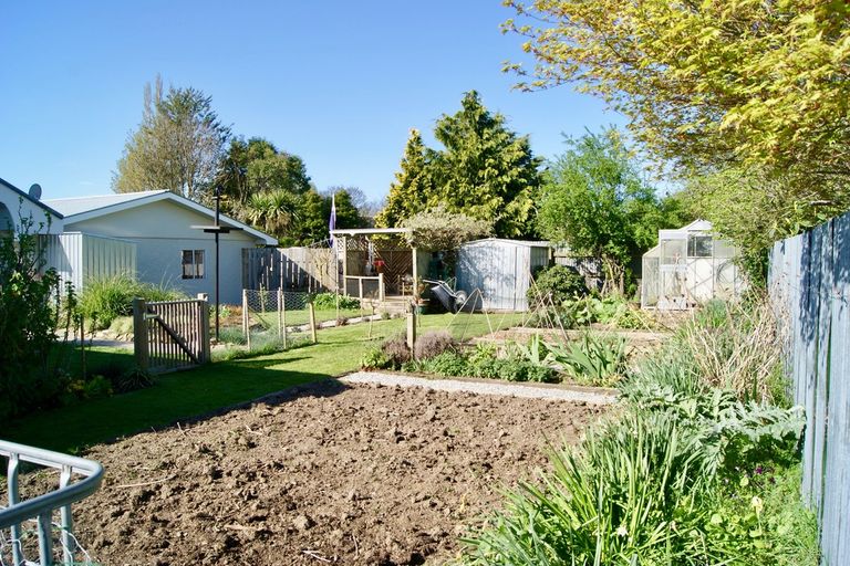 Photo of property in 52 Roseness Street, Palmerston, 9430