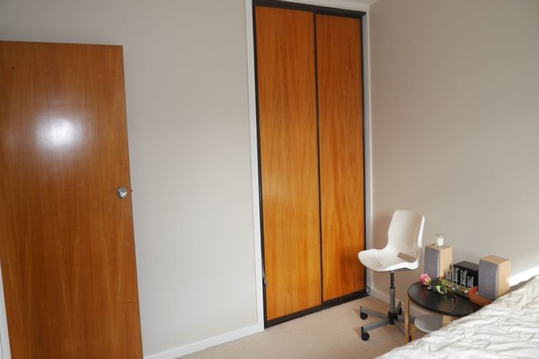 Photo of property in 32 Glenharrow Avenue, Avonhead, Christchurch, 8042