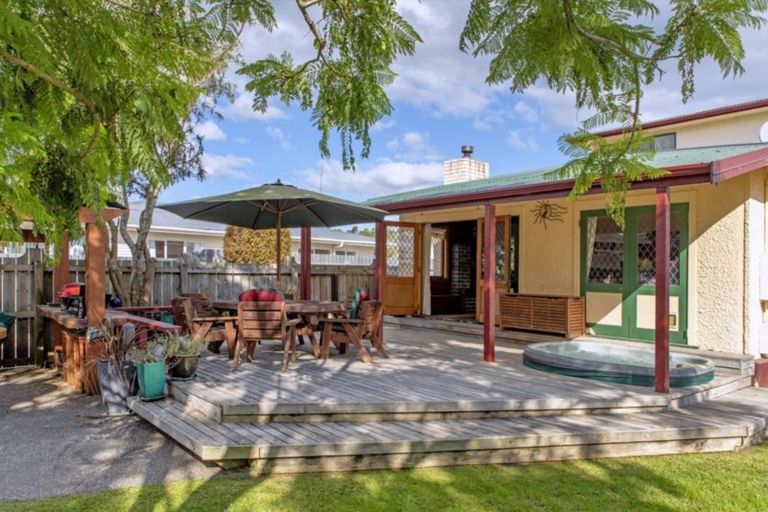 Photo of property in 69 Peace Street, Whakatane, 3120