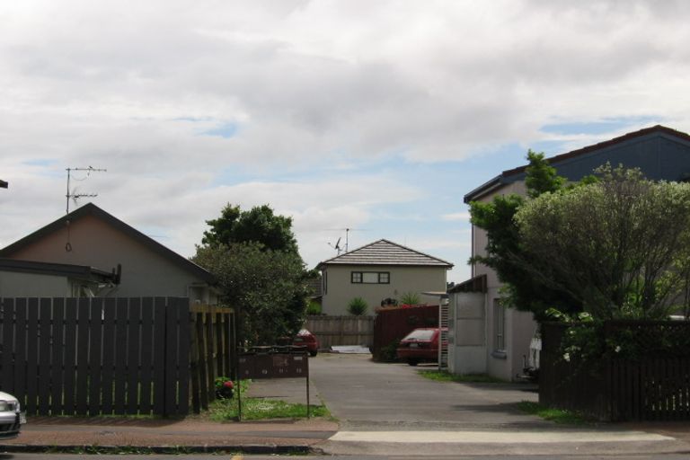 Photo of property in 9/57 Point Chevalier Road, Point Chevalier, Auckland, 1022