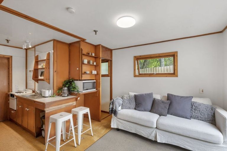 Photo of property in 36 Rangatira Road, Birkenhead, Auckland, 0626