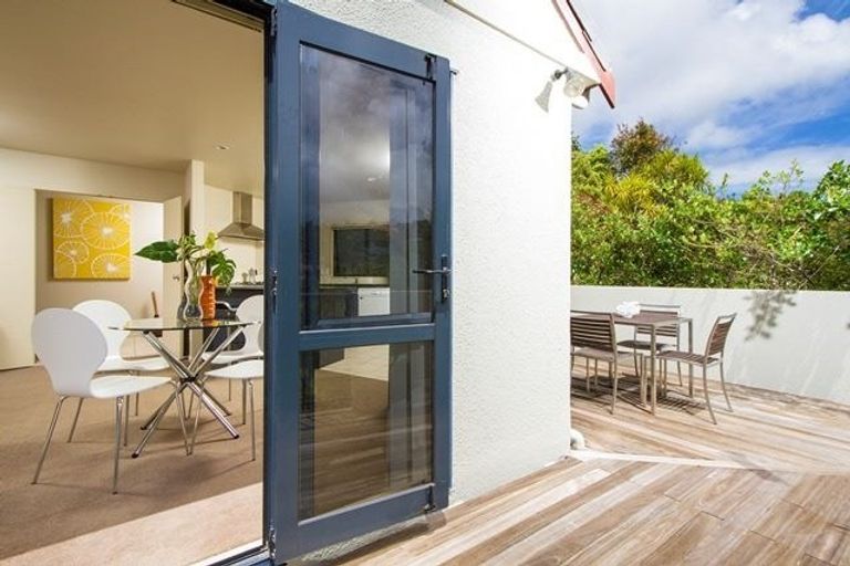Photo of property in 14/19 Langana Avenue, Browns Bay, Auckland, 0630