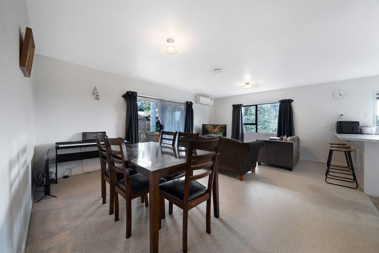 Photo of property in 2/191 Don Buck Road, Massey, Auckland, 0614