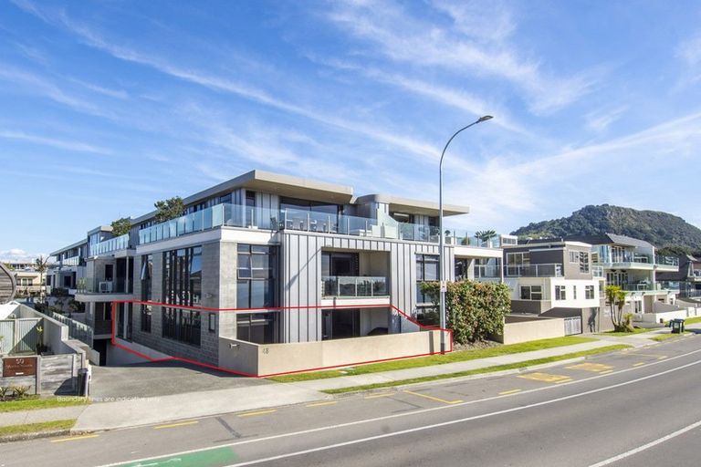 Photo of property in Vivaldi Apartments, 2/48 Marine Parade, Mount Maunganui, 3116