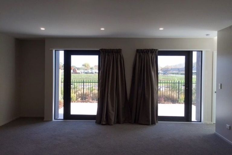 Photo of property in 21 Bellbird Lane, Marshland, Christchurch, 8083