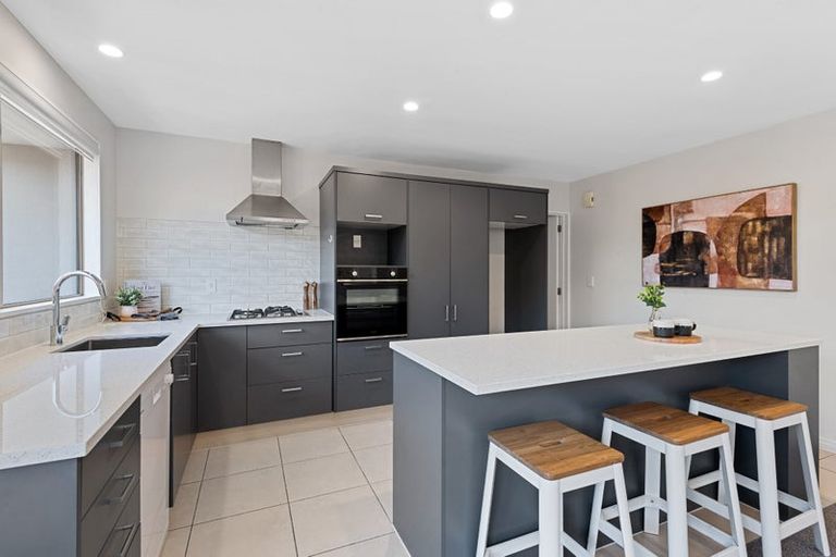 Photo of property in 11 Mica Place, Northwood, Christchurch, 8051