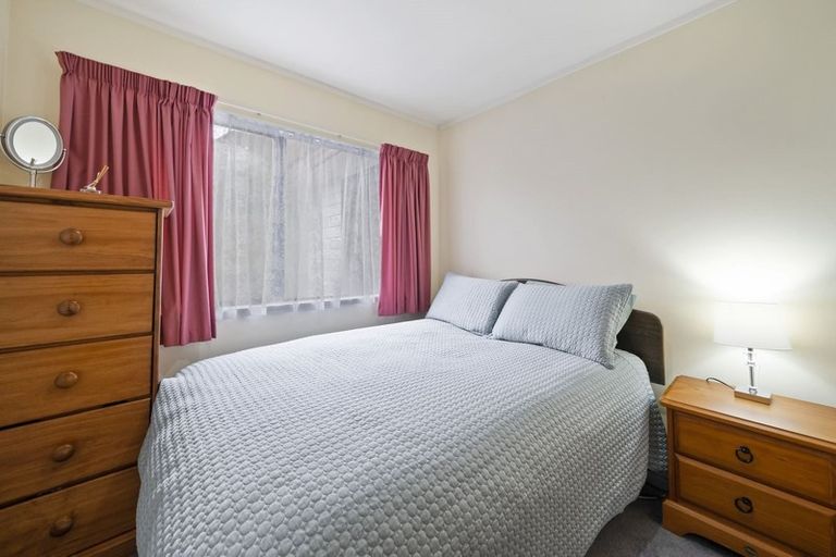 Photo of property in 84 Baylands Drive, Newlands, Wellington, 6037