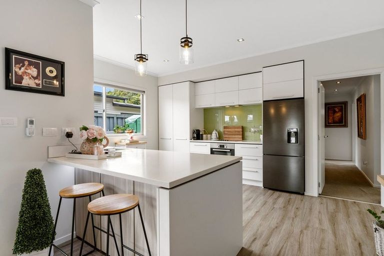 Photo of property in 21 Lakeview Quay, Pyes Pa, Tauranga, 3112