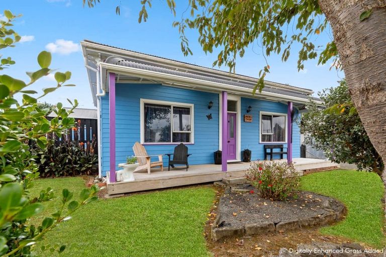 Photo of property in 18 Princess Street, Dannevirke, 4930