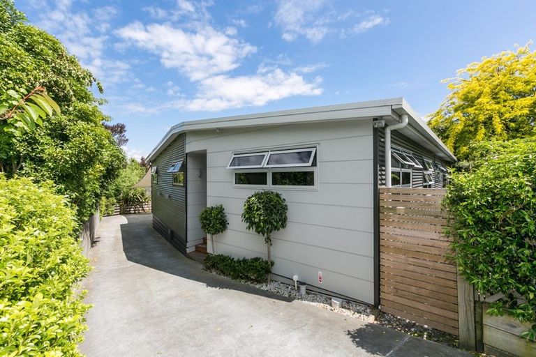 Photo of property in 9a Saint Hill Lane, Havelock North, 4130