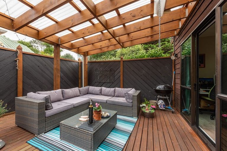 Photo of property in 59 Helston Road, Paparangi, Wellington, 6037