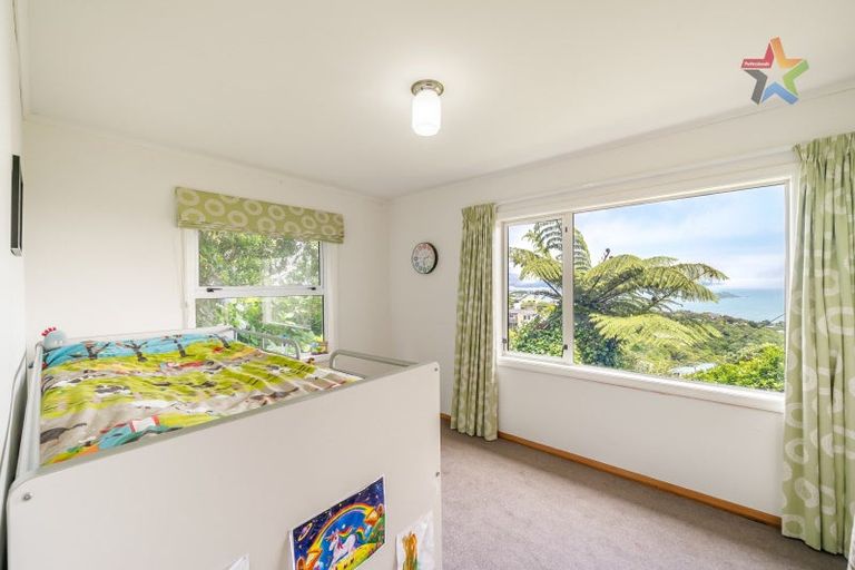 Photo of property in 12 Titiro Moana Road, Korokoro, Lower Hutt, 5012