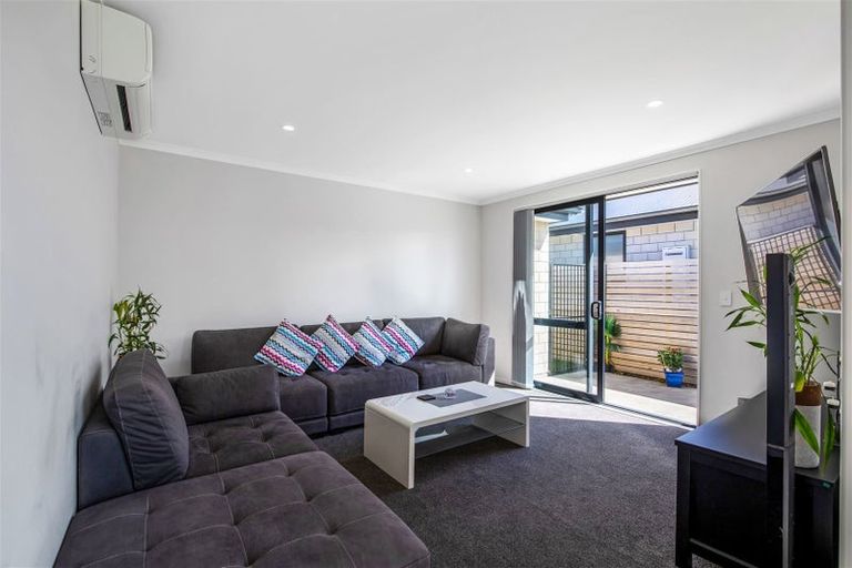 Photo of property in 106 Haymakers Crescent, Rolleston, 7614