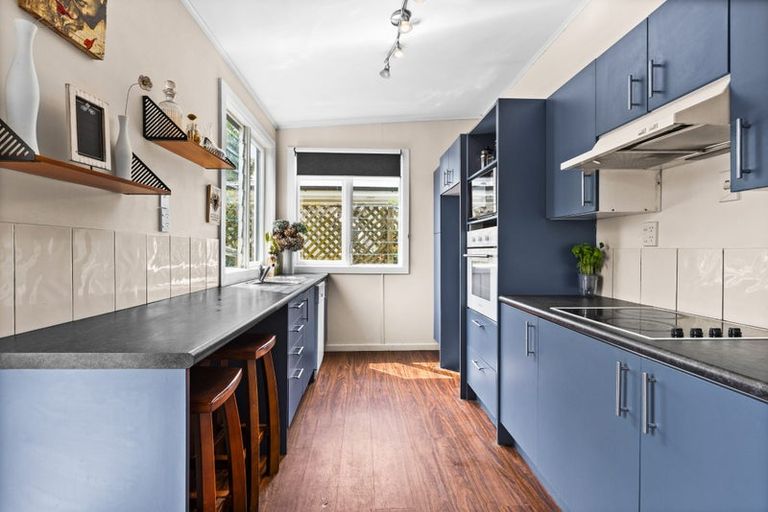 Photo of property in 209 Lascelles Street, Saint Leonards, Hastings, 4120