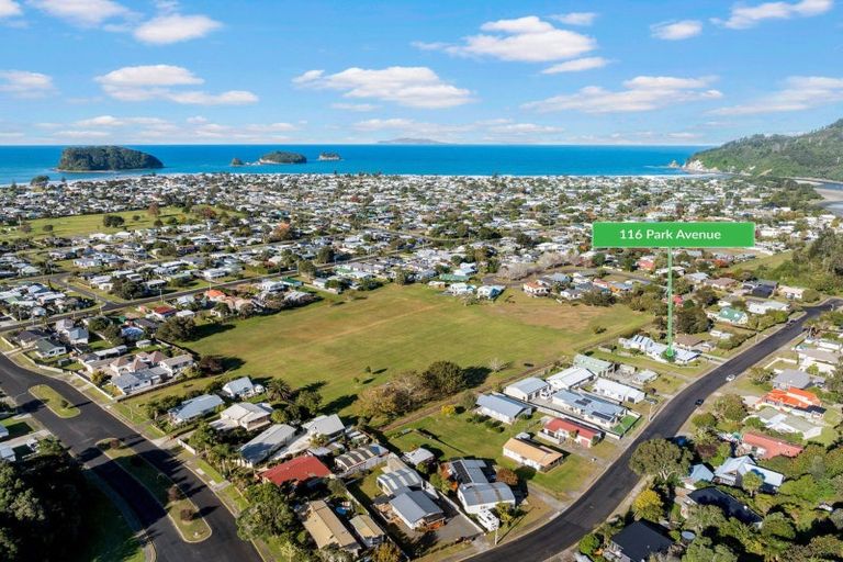 Photo of property in 116 Park Avenue, Whangamata, 3620