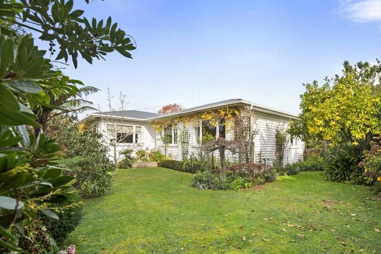 Photo of property in 5 Epsom Road, Hokowhitu, Palmerston North, 4410