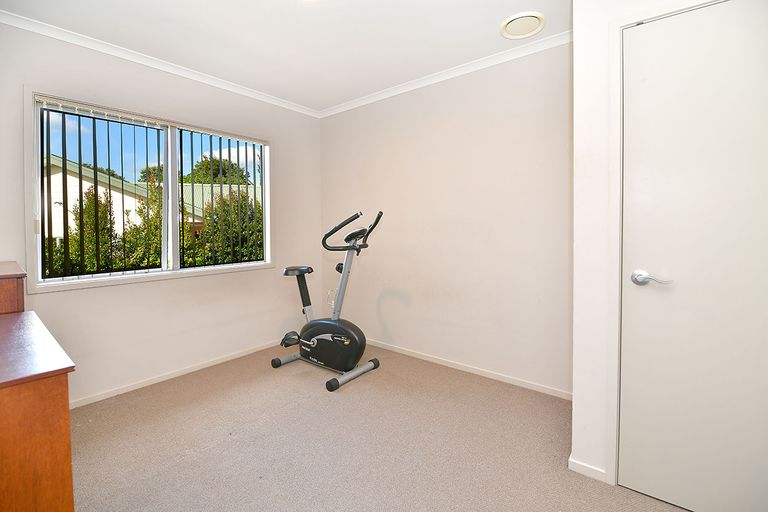 Photo of property in 5a Hammond Avenue, Hatfields Beach, Orewa, 0931