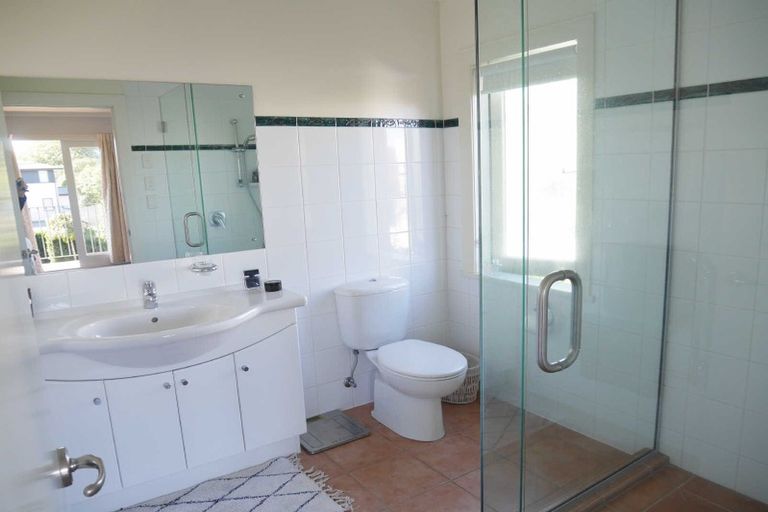 Photo of property in 74 Wai-iti Terrace, Bryndwr, Christchurch, 8052