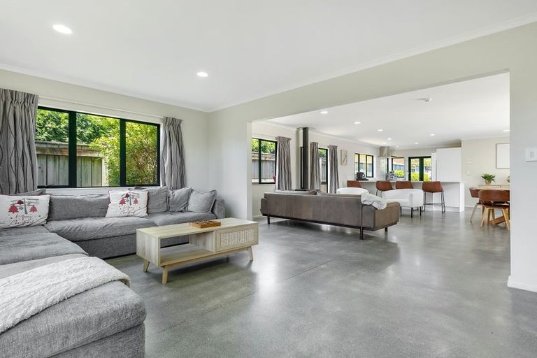 Photo of property in 2 Hanna Place, Havelock North, 4130