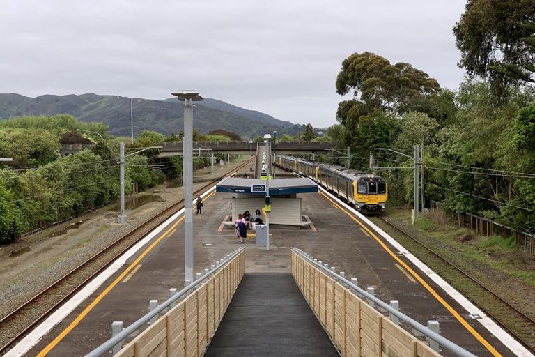 Photo of property in 21 Burcham Street, Taita, Lower Hutt, 5011