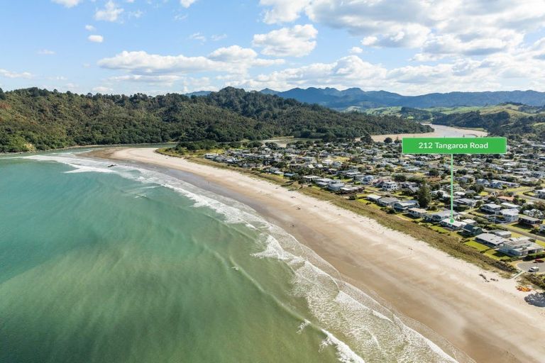 Photo of property in 212 Tangaroa Road, Whangamata, 3620
