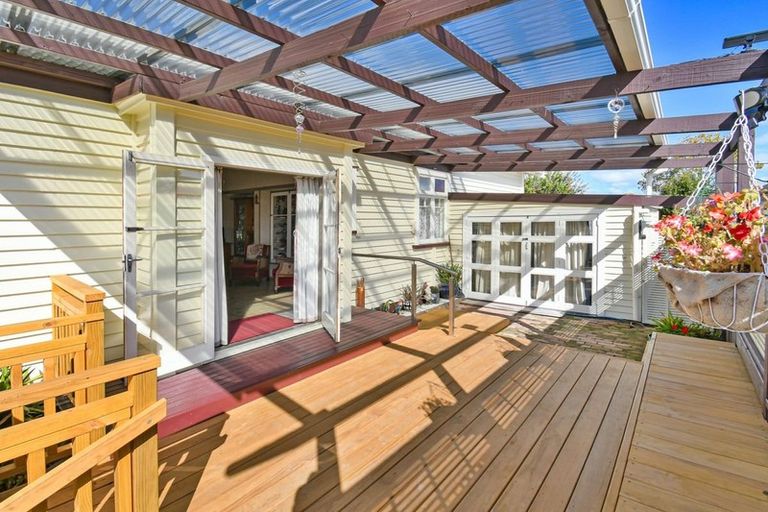 Photo of property in 209 Buckland Road, Mangere East, Auckland, 2024