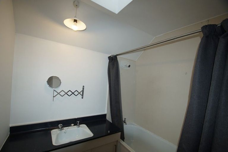 Photo of property in 2/73 Tennyson Street, Sydenham, Christchurch, 8023