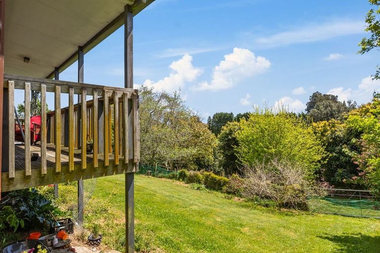 Photo of property in 14 Arthur Road, Paraite, New Plymouth, 4373