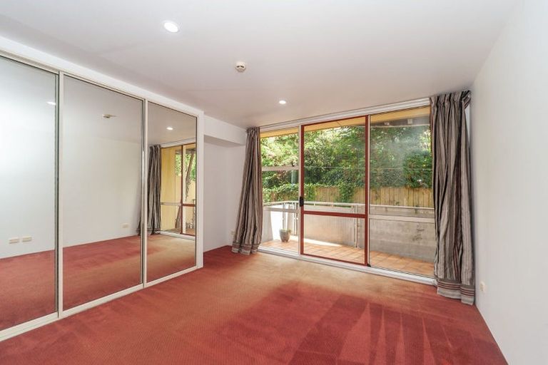 Photo of property in Sirocco Apartments, 616/8 Church Street, Wellington Central, Wellington, 6011