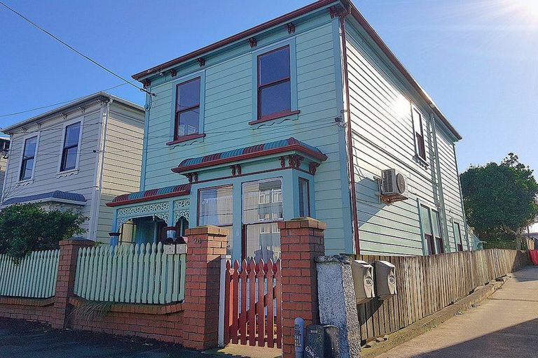 Photo of property in 20a Waripori Street, Berhampore, Wellington, 6023