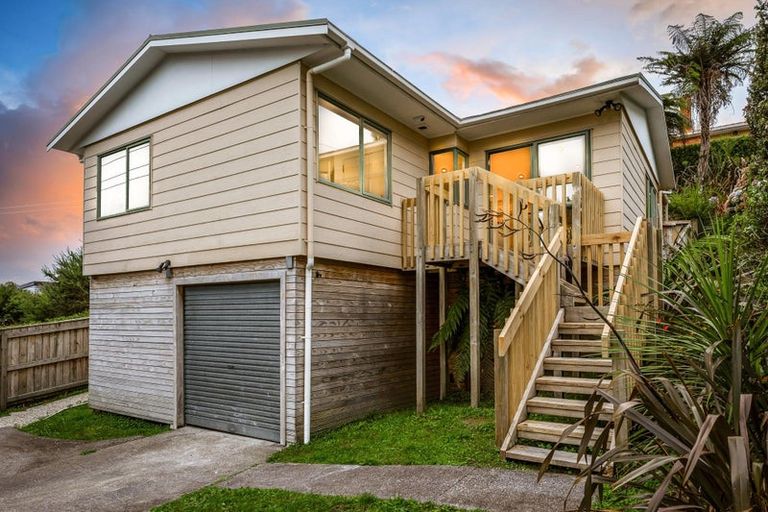 Photo of property in 46a Don Buck Road, Massey, Auckland, 0614