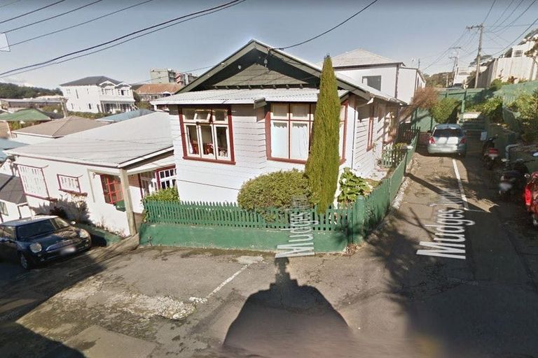 Photo of property in 1-3 Mudges Terrace, Newtown, Wellington, 6021