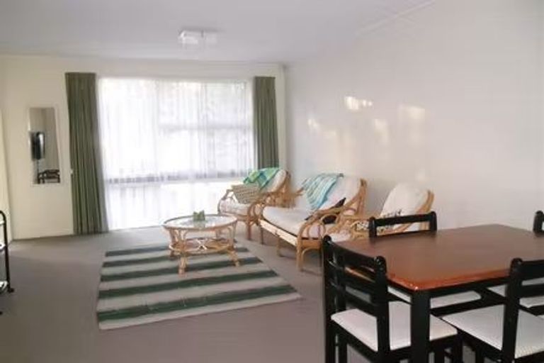 Photo of property in 9/160 Ruahine Street, Roslyn, Palmerston North, 4414