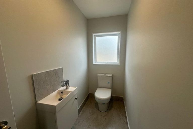 Photo of property in 15 Redwood Drive, Massey, Auckland, 0614