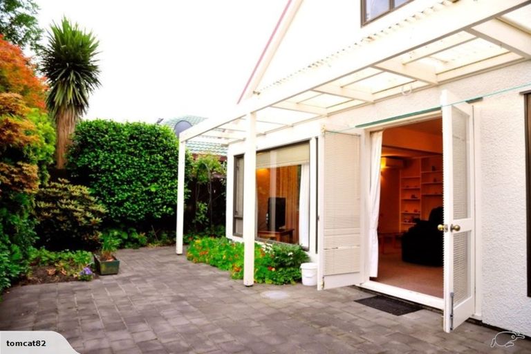 Photo of property in 1/8 Cottesmore Close, Burnside, Christchurch, 8053