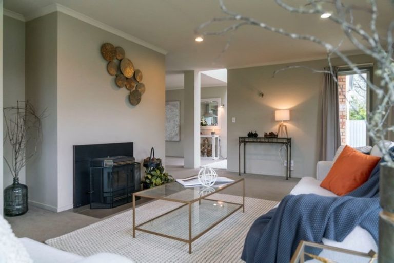 Photo of property in 55 Williams Street, Cambridge, 3434