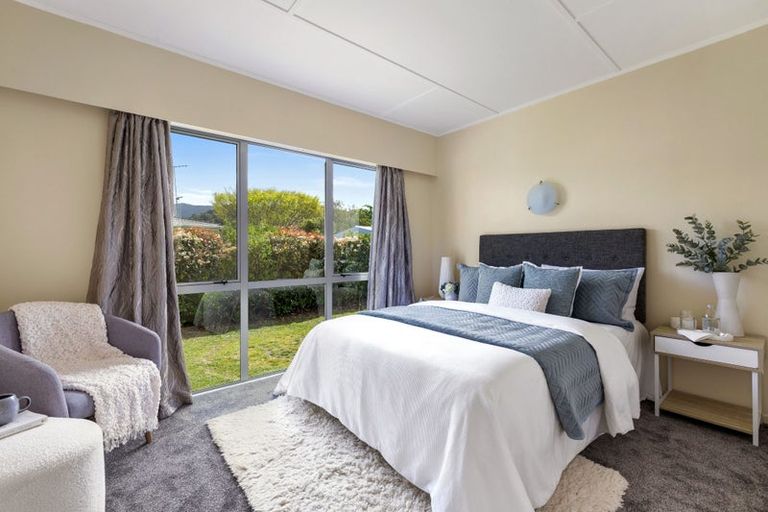 Photo of property in 73 Brandon Street, Featherston, 5710