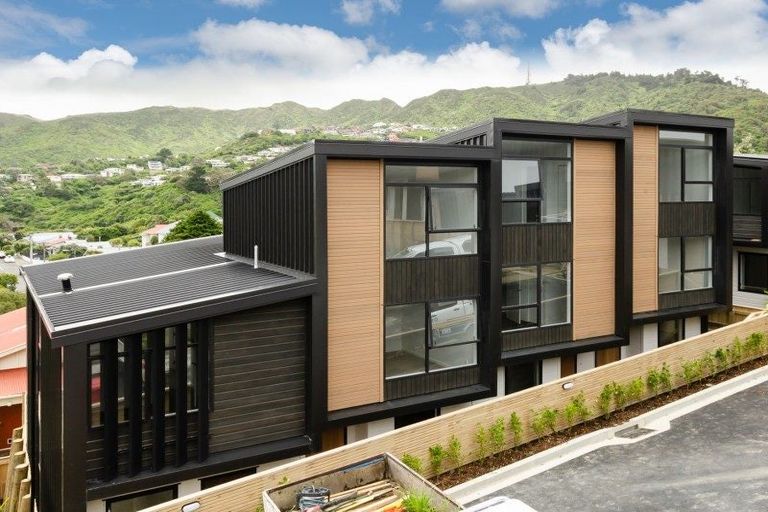 Photo of property in 27 Bombay Street, Ngaio, Wellington, 6035